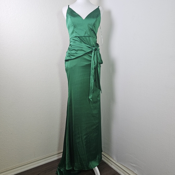NWT Lulus Majestic Essence Green Satin Pleated Tie-Front Maxi Dress Sz S - Picture 1 of 16